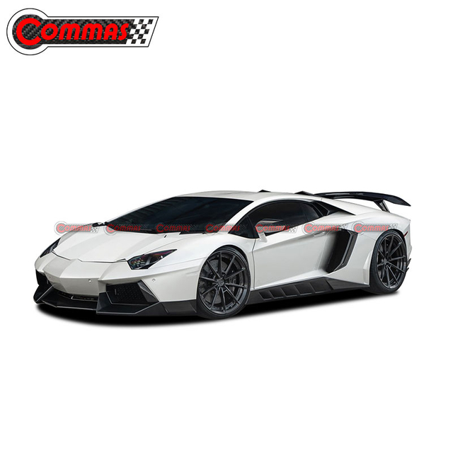 Novitec Style Carbonfaser-Frontlippe für Lamborghini Aventador LP700