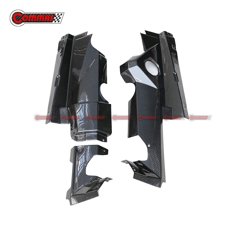 Lamborghini LP700 Motorinnenraum aus Kohlefaser