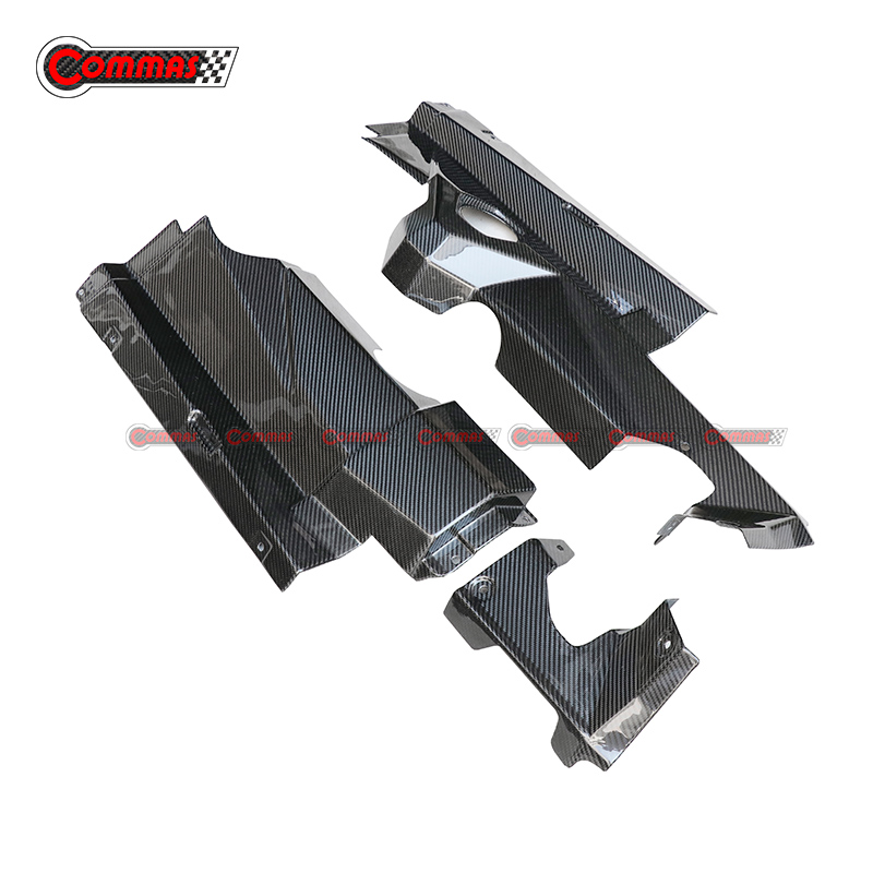 Lamborghini LP700 Motorinnenraum aus Kohlefaser